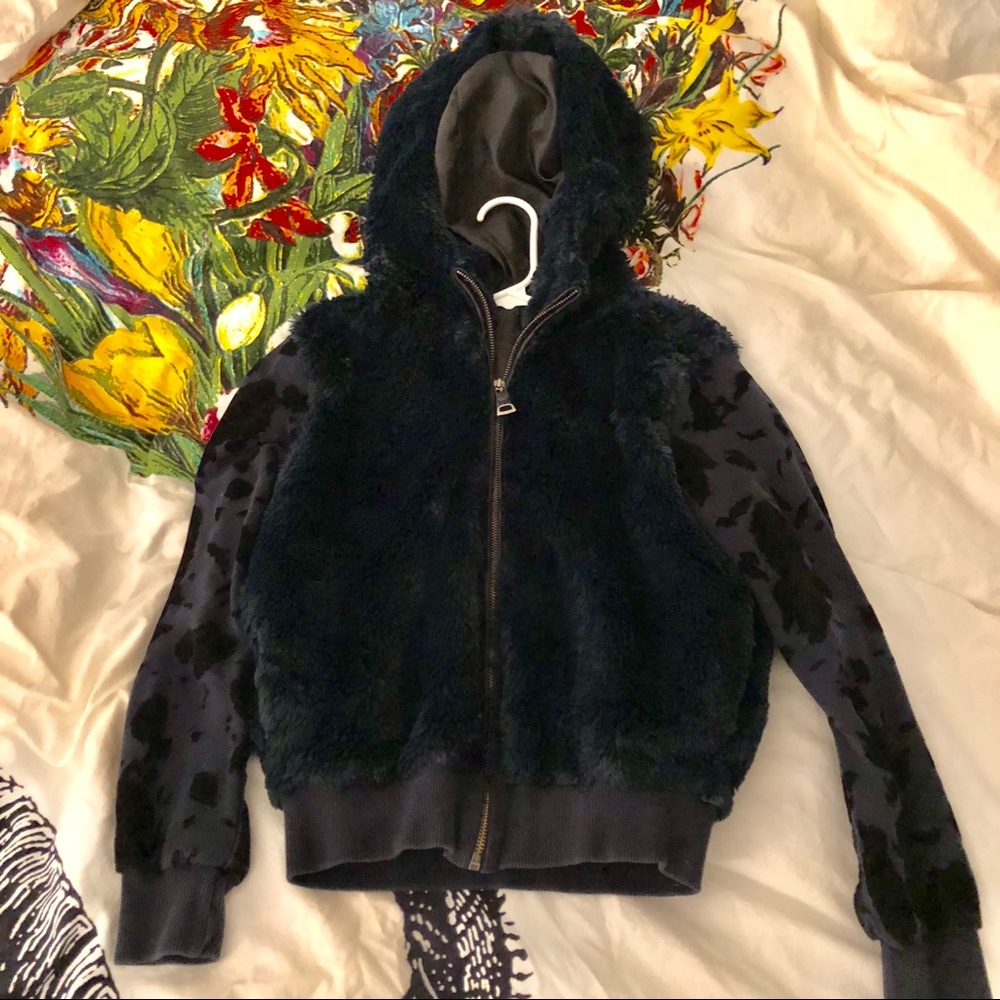 Blue velvet short jacket